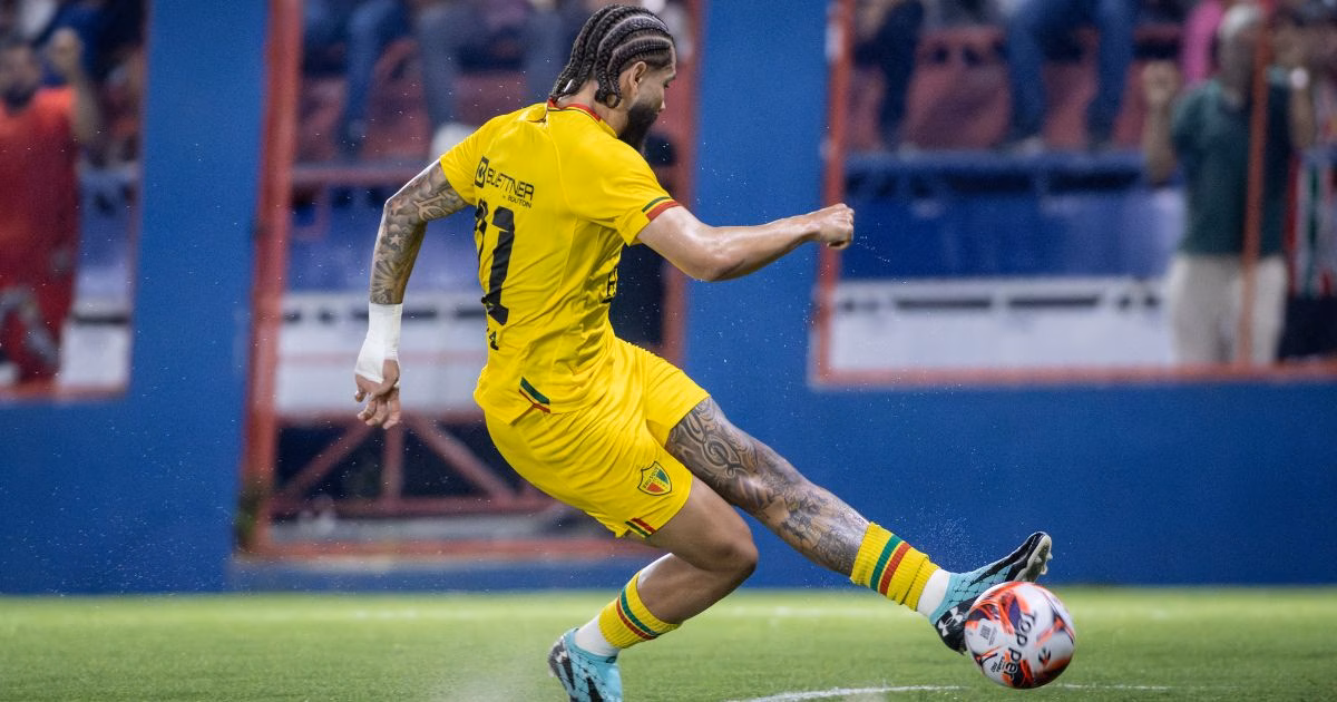 Luizão, atacante do Brusque