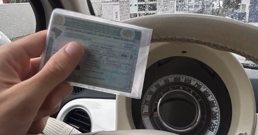 habilitação suspensa