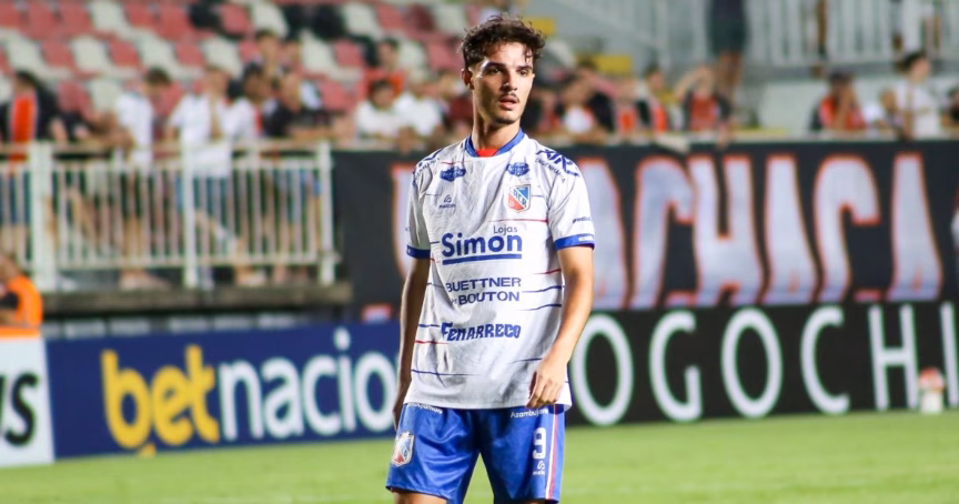 Atacante Cássio, do Carlos Renaux