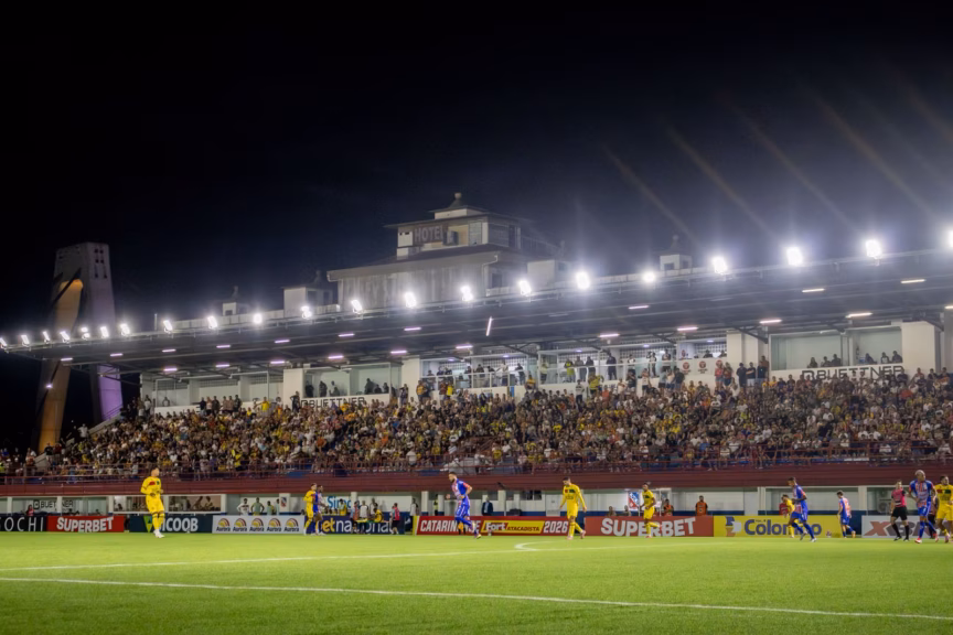 Ingressos para Brusque x Figueirense pelo Catarinense 2026 estão à venda. Jogo acontece na Arena Simon