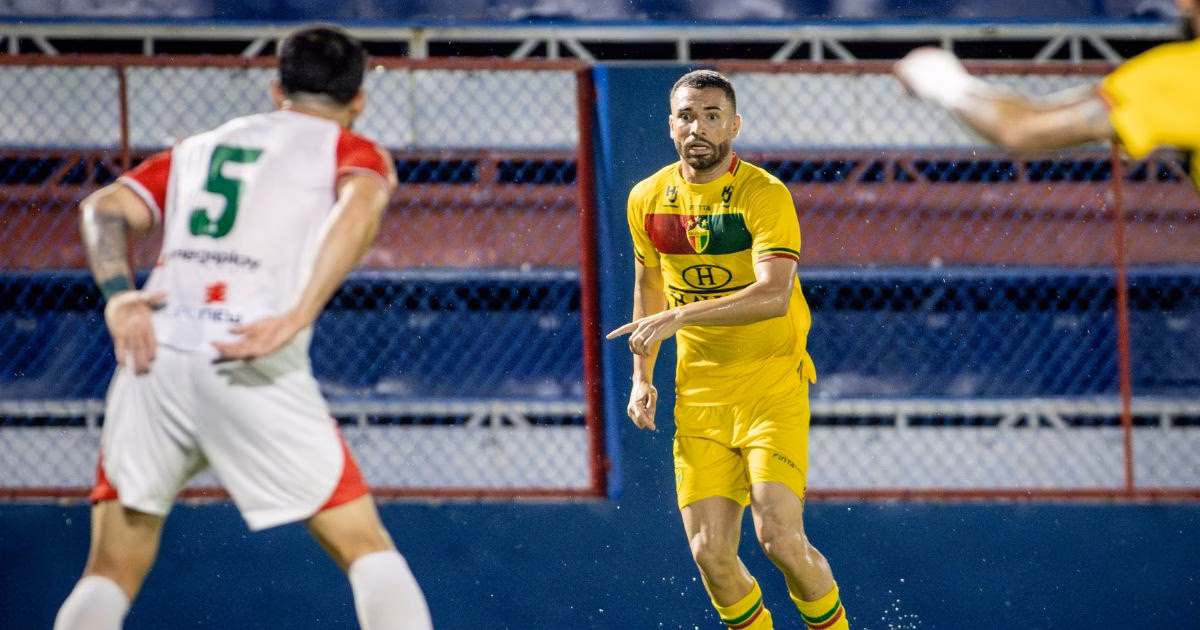 Léo Ataíde em Brusque x Concórdia