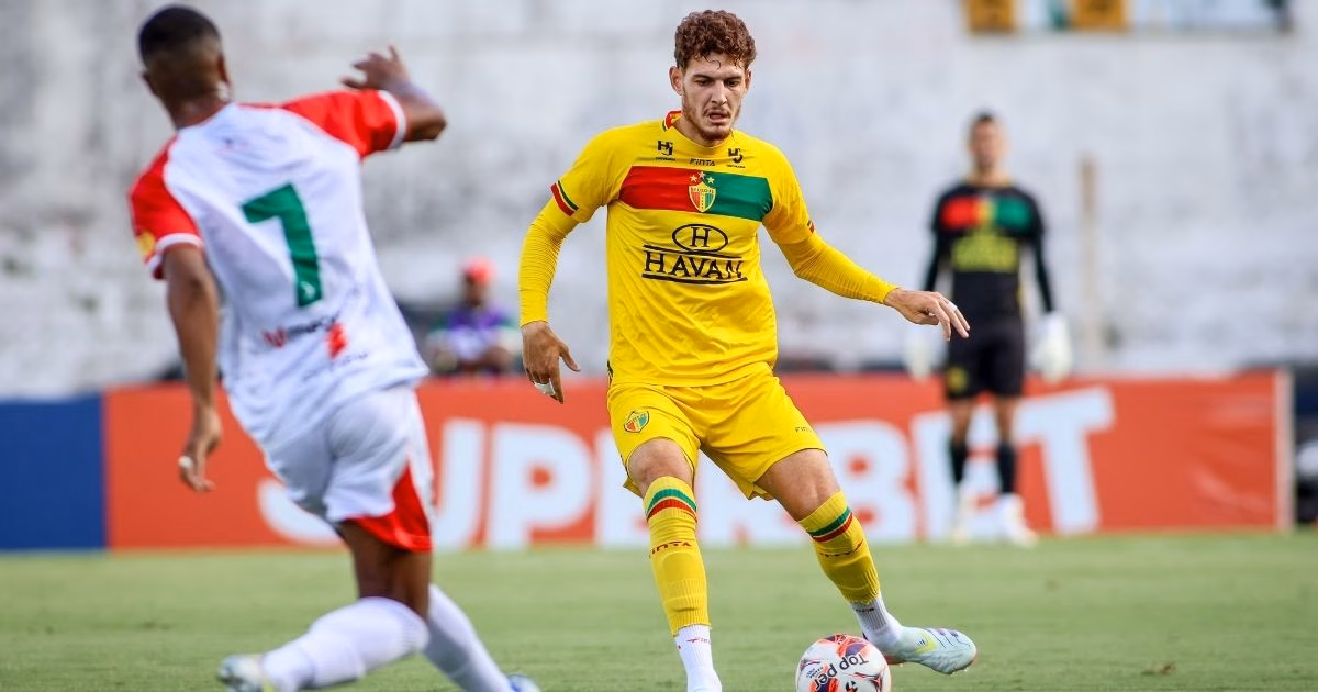 Milhorim com a bola em Concórdia x Brusque